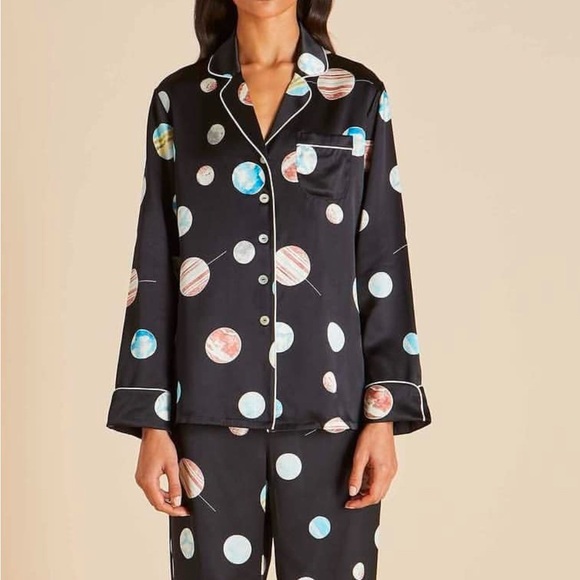 Olivia von Halle Other - ✨HP✨ Olivia Von Halle Silk Pajamas